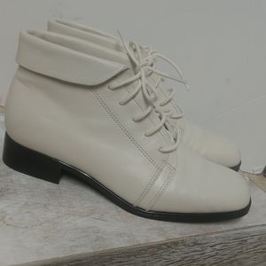 liz baker shoes website